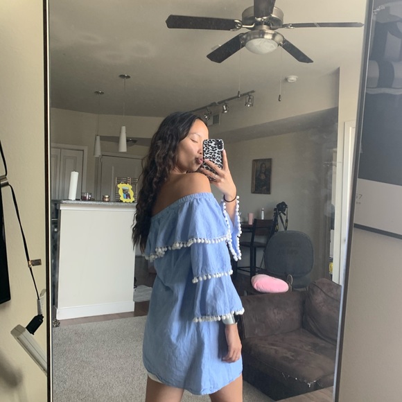 Striped Ruffle dress - Picture 3 of 3